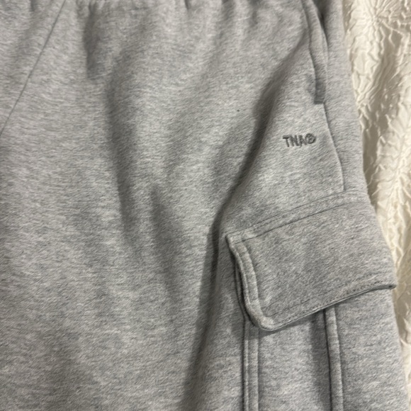 Snuggle-Worthy Style: TNA Sweatfleece Cozy Fleece in Heather Grey - Size Small! - Picture 2 of 4
